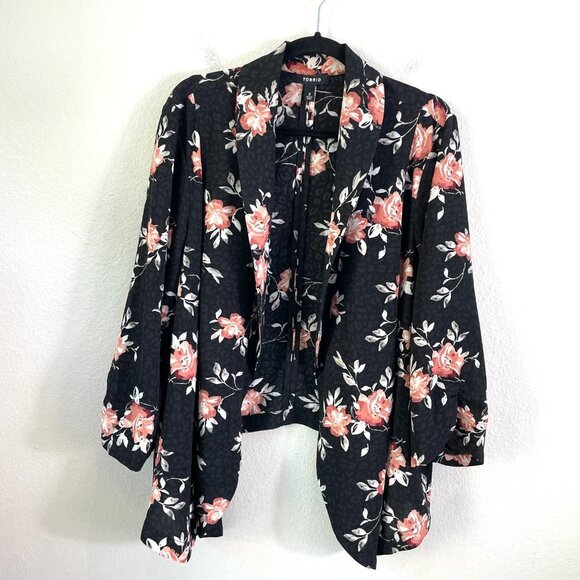 Torrid Womens Plus 3X Black Floral Knit Crepe Drape Blazer Open Jacket - Picture 5 of 12